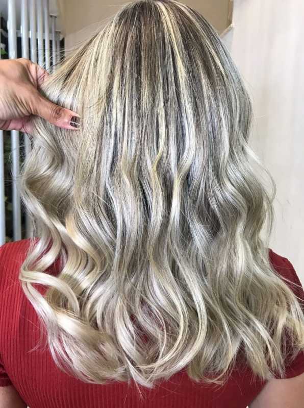 Salão de Cabeleireiro Mechas Santa Cruz - Salão para Platinar o Cabelo -  ESSENCIA CONCEPT