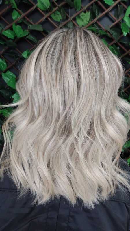 Salão de Cabeleireiro Mechas Santa Cruz - Salão para Platinar o Cabelo -  ESSENCIA CONCEPT